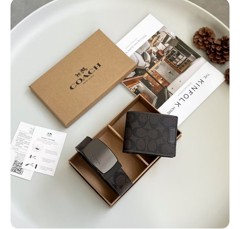 Coach unisex premium leather belt + short wallet 74993. Belt size: 120*3.8cm, single buckle, adjustable length, reversible design. Wallet size: 11.5x9.5cm, card slots, coin pocket, cash compartment. Can be used as a couple set. Suitable for gifting to leaders and friends. Elegant and classy, perfect for gifting or personal use. Comes with complete packaging. image 1