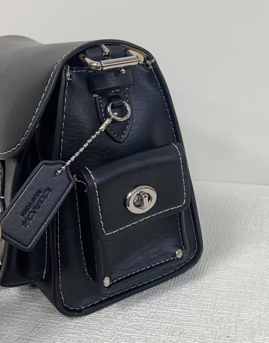 Coach C家1月新款 cargo soft tabby机车包 CT721 五金