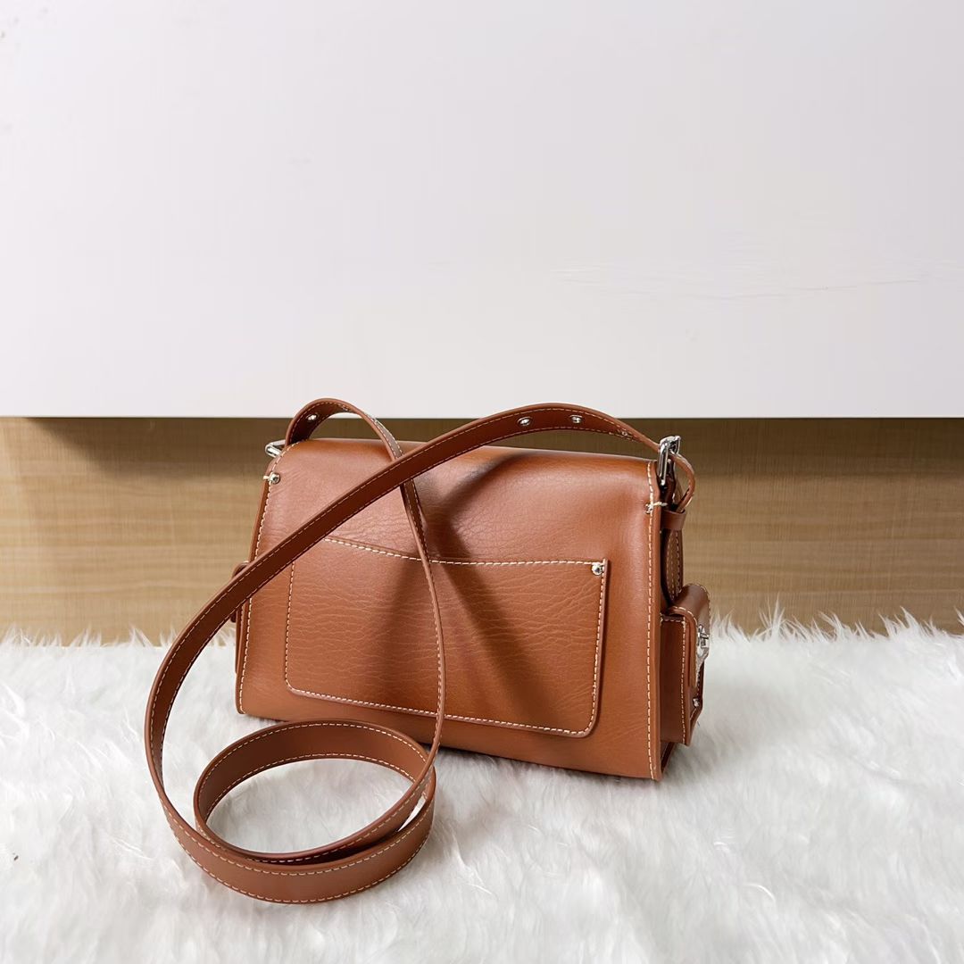 Coach C家1月新款 cargo soft tabby机车包 CT721 五金