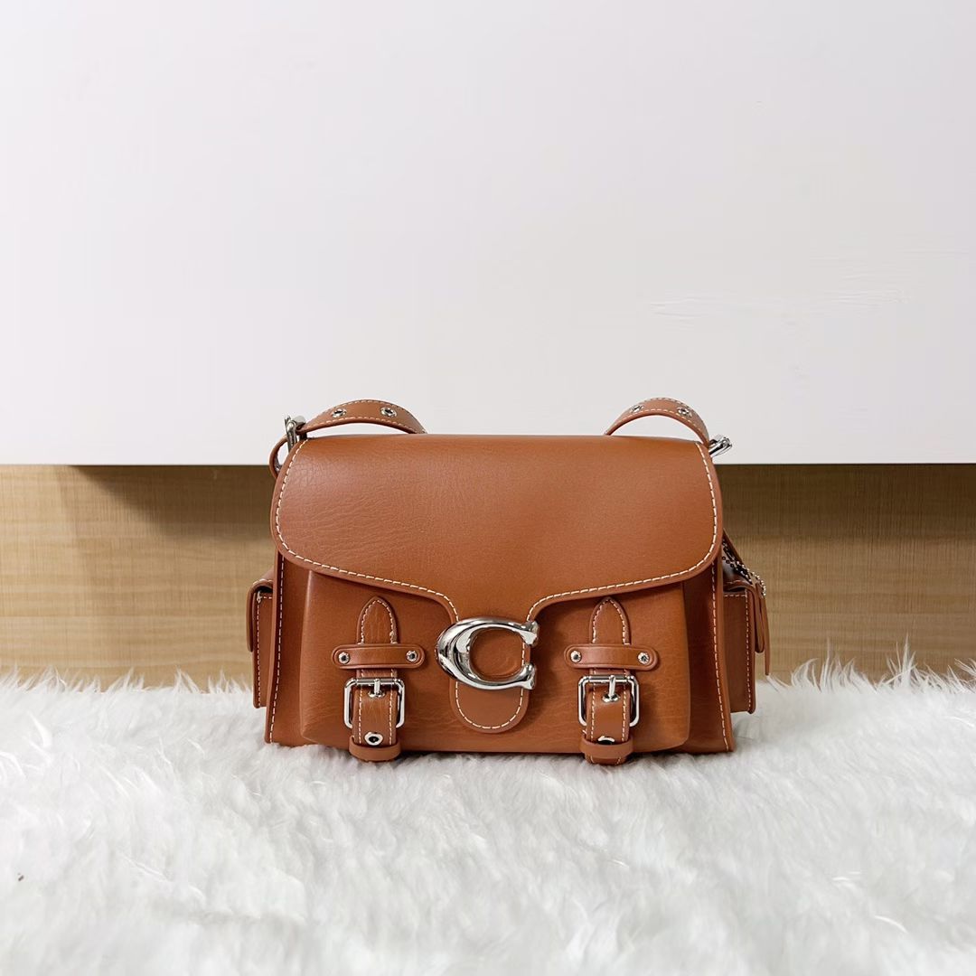 Coach C家1月新款 cargo soft tabby机车包 CT721 五金