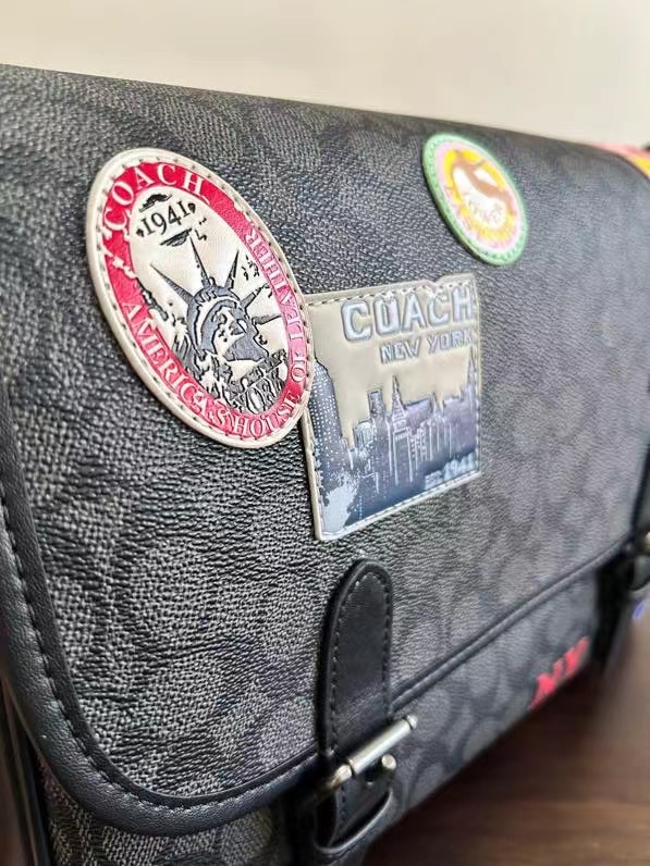 Coach C家CBF09 男士翻盖邮差包HITCH信使包斜挎包，大号邮差包 长32.5x高25x宽8cm