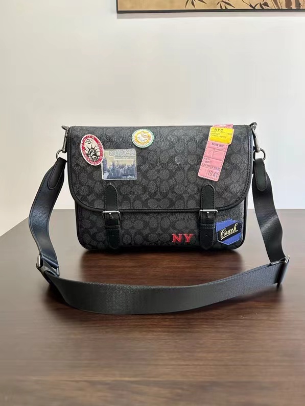 Coach C家CBF09 男士翻盖邮差包HITCH信使包斜挎包，大号邮差包 长32.5x高25x宽8cm