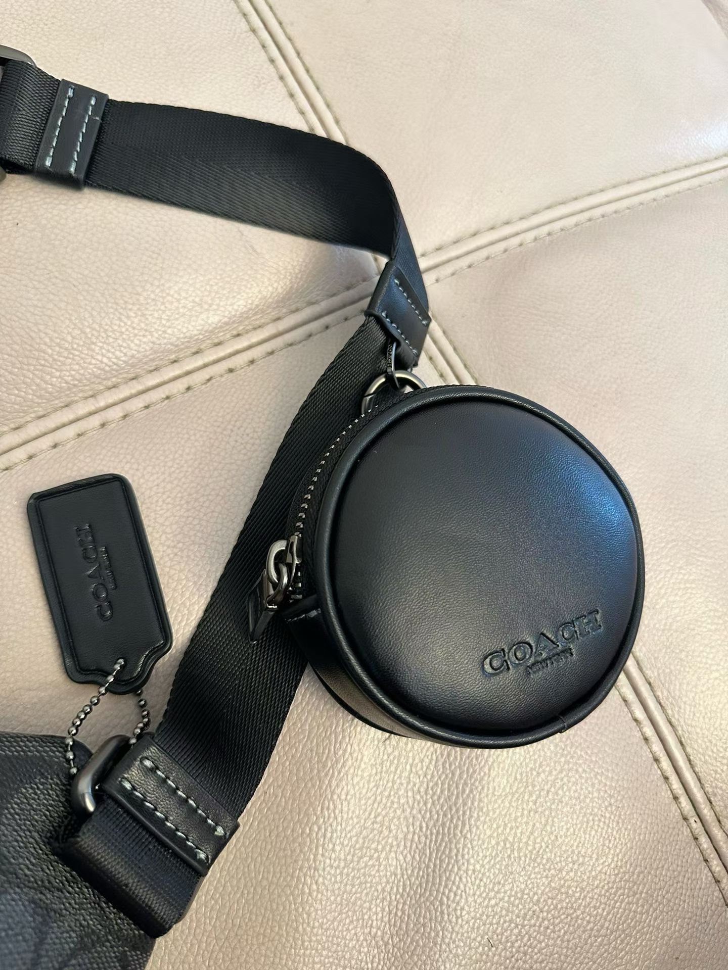 Coach 新款COACH/蔻驰 CJ506黑花 CJ507纯黑 奥莱男士 标志ELIAS多功能胸包 腰包