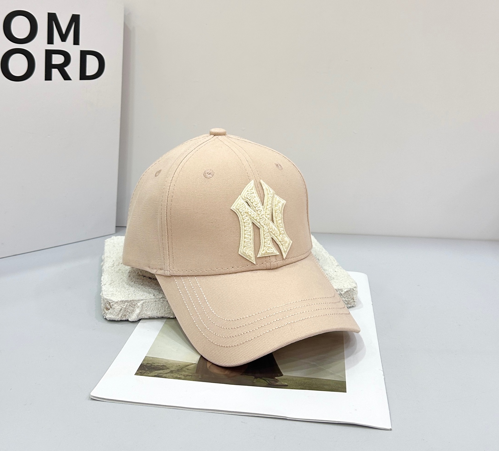  新品ꫛꫀꪝ ❥——❤专柜品质，细节就是完美
MLB拼接新款 官网步上新Ny🧢，代购版本 质量看细节好！