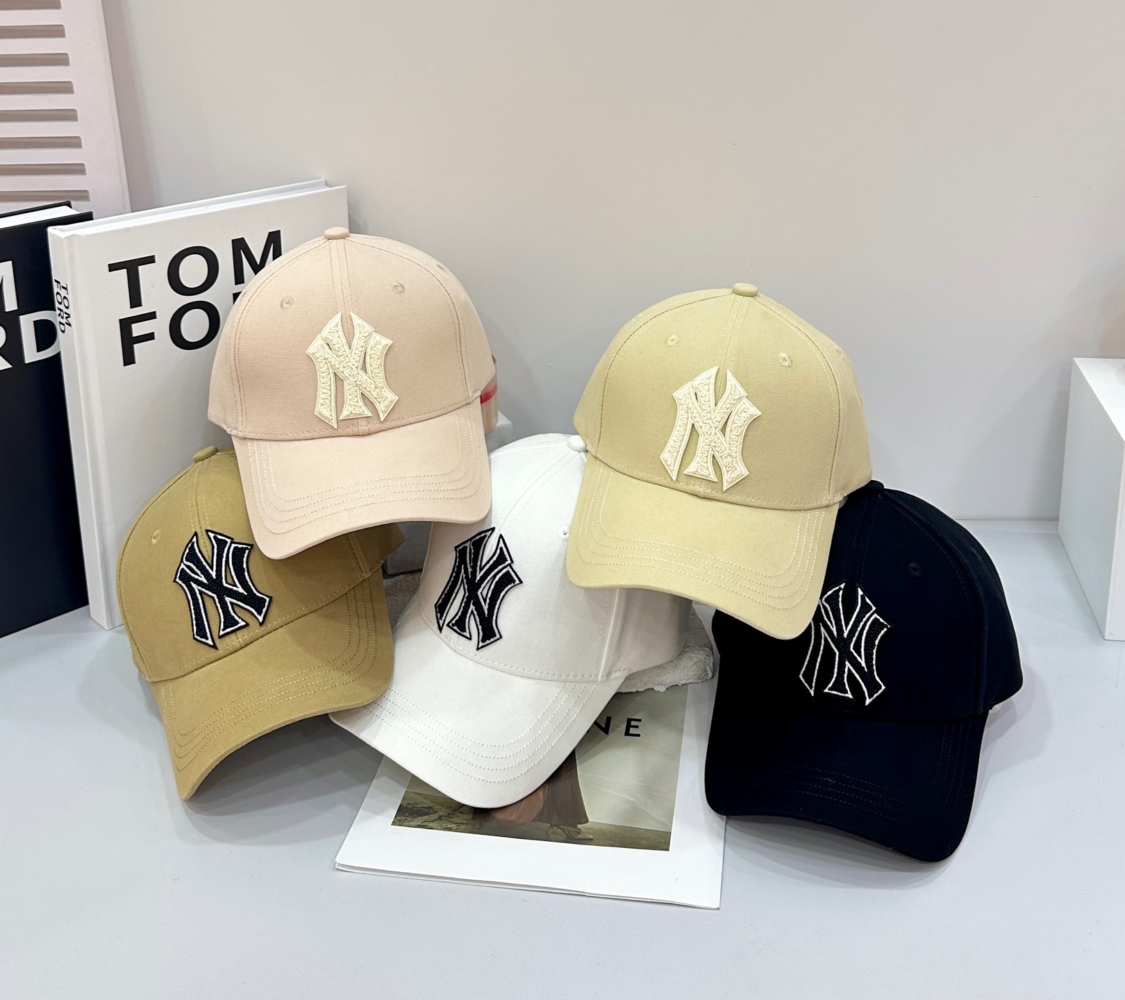  新品ꫛꫀꪝ ❥——❤专柜品质，细节就是完美
MLB拼接新款 官网步上新Ny🧢，代购版本 质量看细节好！