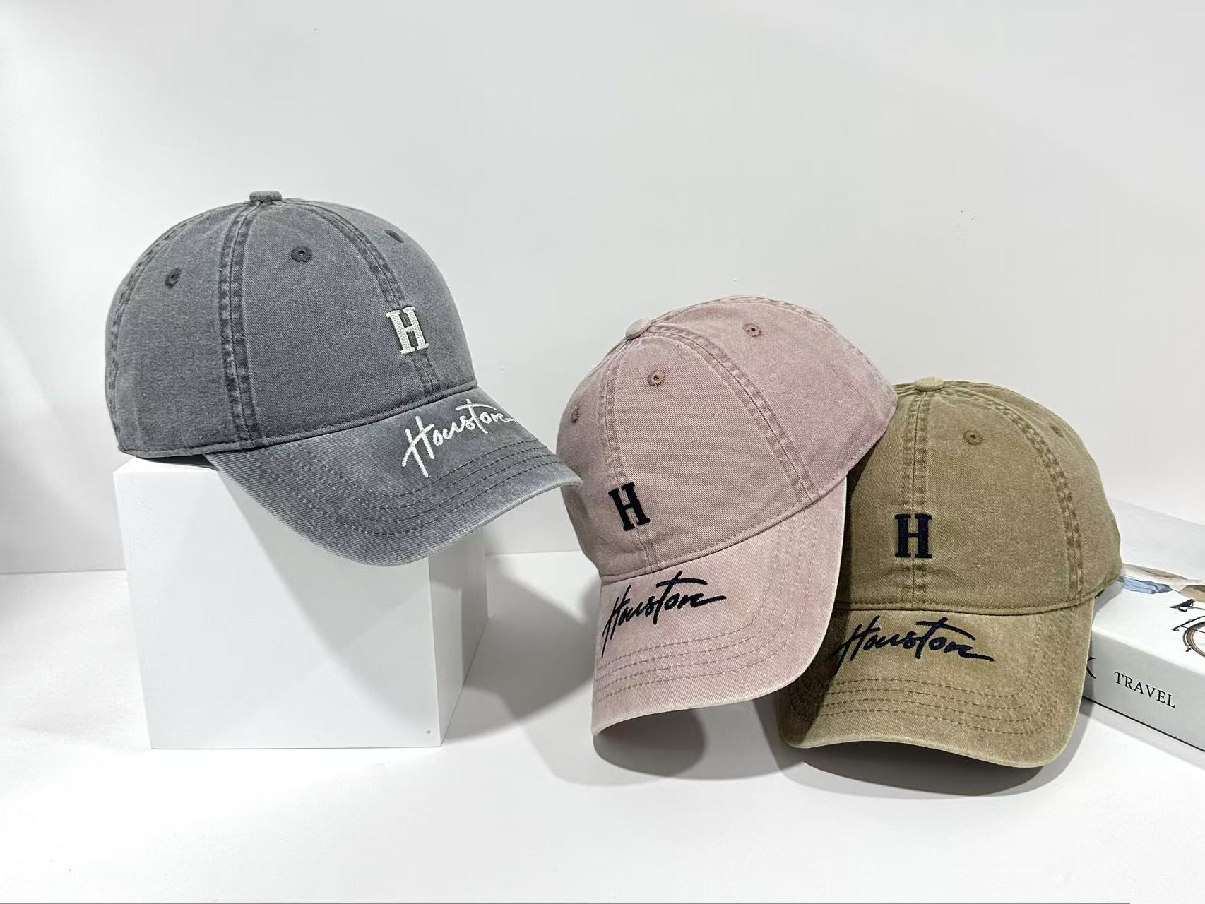  爱马仕Hermes 官网新品经典款 棒球帽🎩 原单品质 火爆来袭。 工艺非常精美爱心 高档大气上档次 