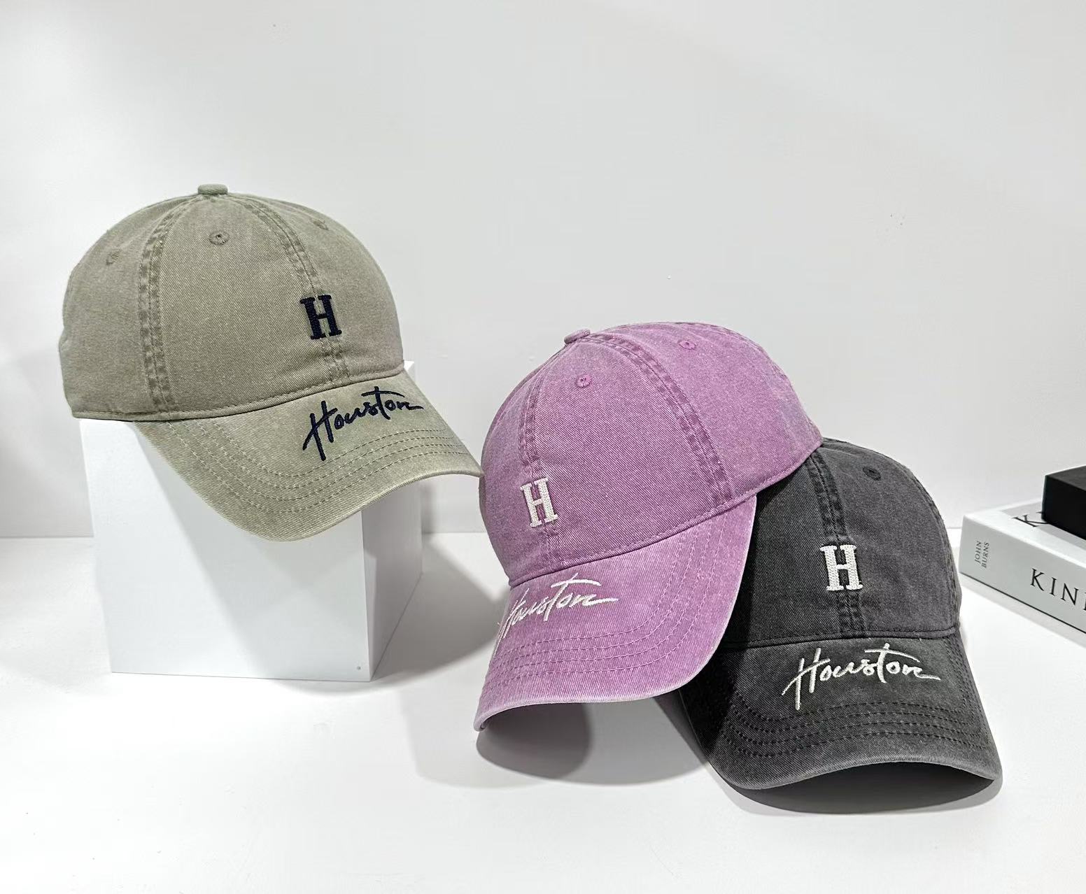  爱马仕Hermes 官网新品经典款 棒球帽🎩 原单品质 火爆来袭。 工艺非常精美爱心 高档大气上档次 