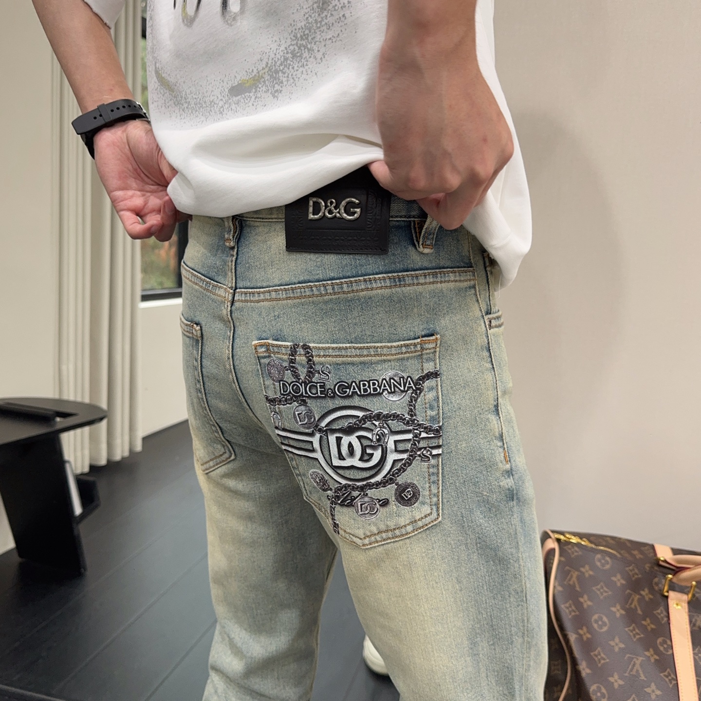 ￼ 2026薄料夏季新款现货上市现货秒发🔥🔥原单爆款牛仔裤👖超级定制款，原版五金，超级重工工艺，版型超赞