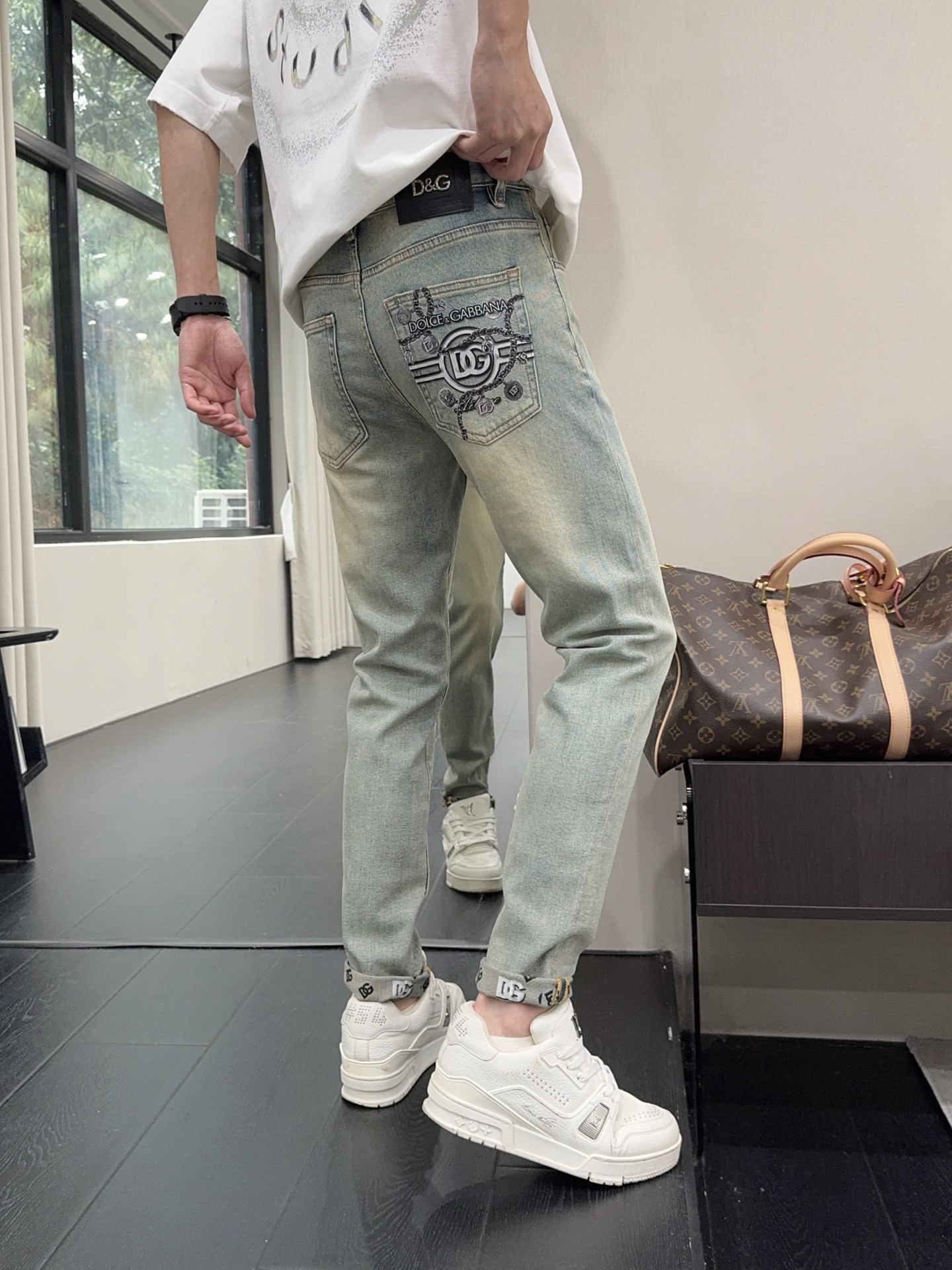 ￼ 2026薄料夏季新款现货上市现货秒发🔥🔥原单爆款牛仔裤👖超级定制款，原版五金，超级重工工艺，版型超赞