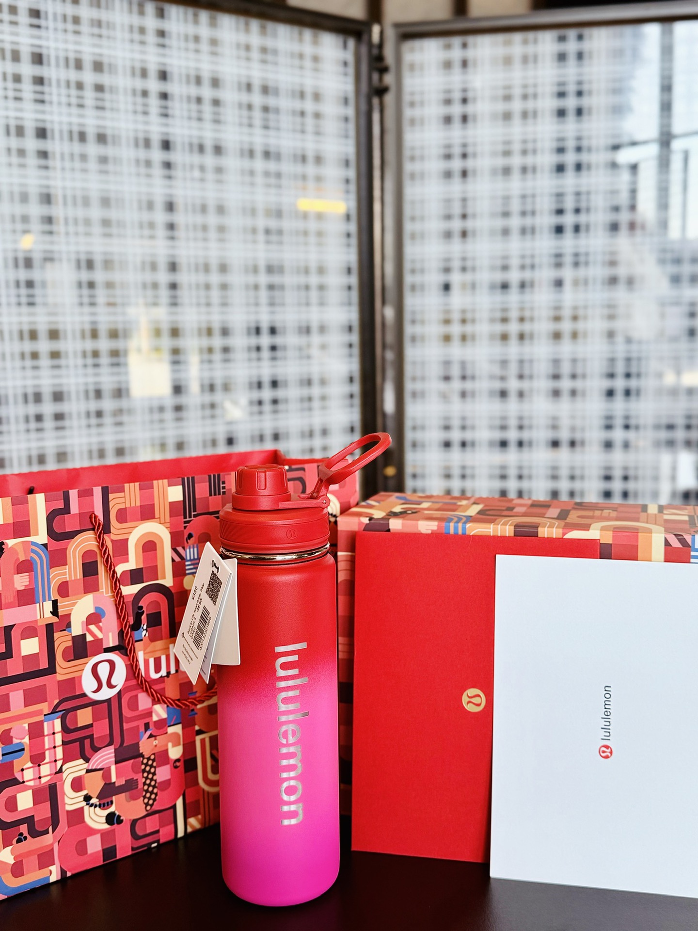 Sports Water Bottle in 304 Stainless Steel – Christmas & New Year Editio - Comprehensive 6