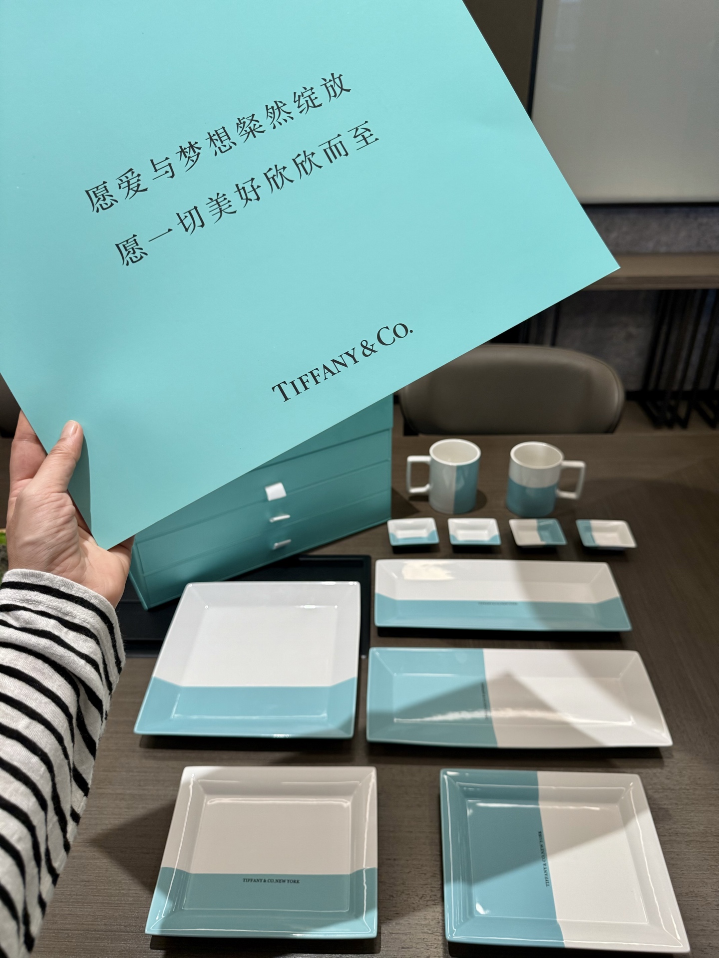 德尔沃 Delvaux 高定典藏名品高定成衣时装外套连衣裙衬衫T恤 #9E70C38D 4