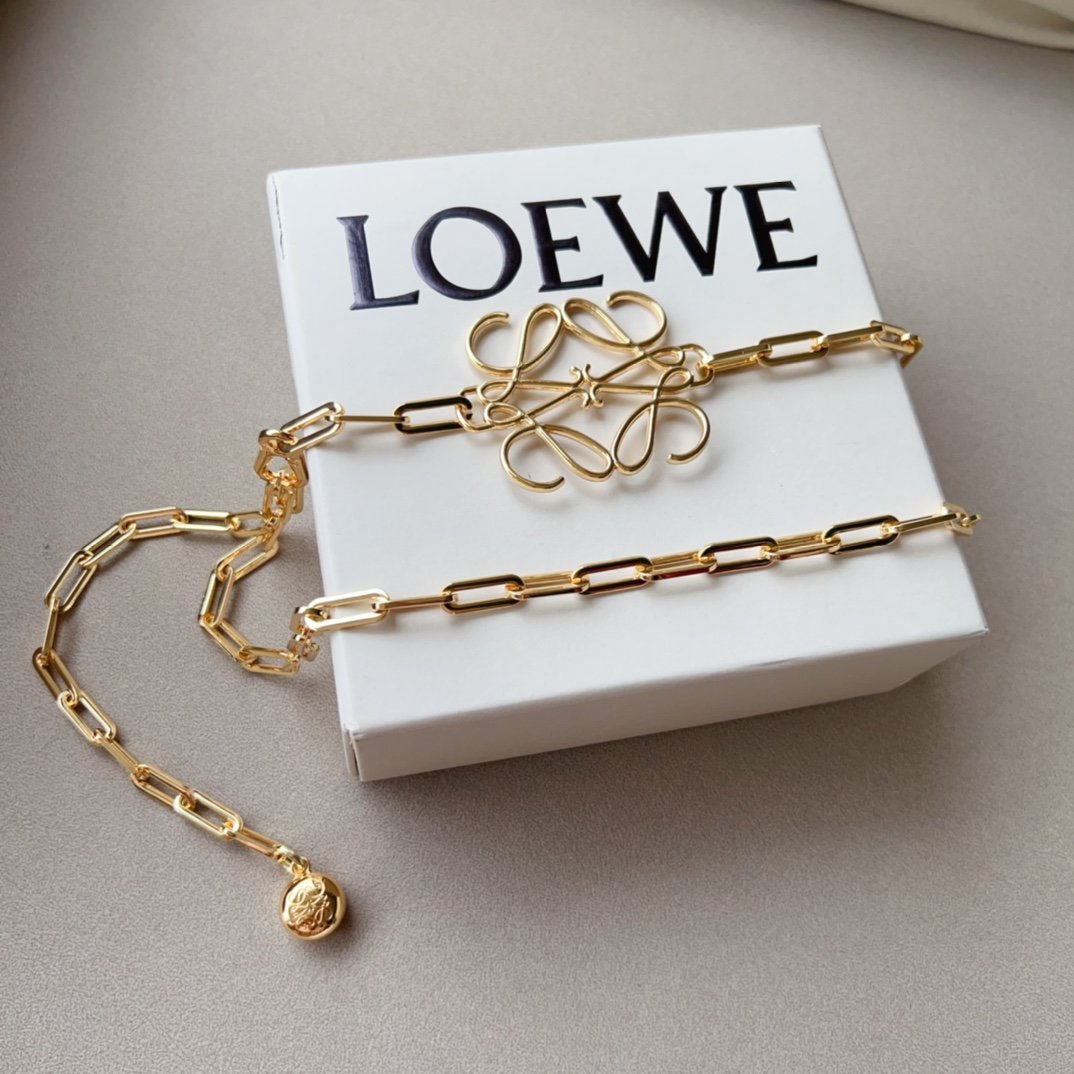 罗意威腰链采用原版一致黄铜材质超级重工的一款腰链力求完美4.0cm