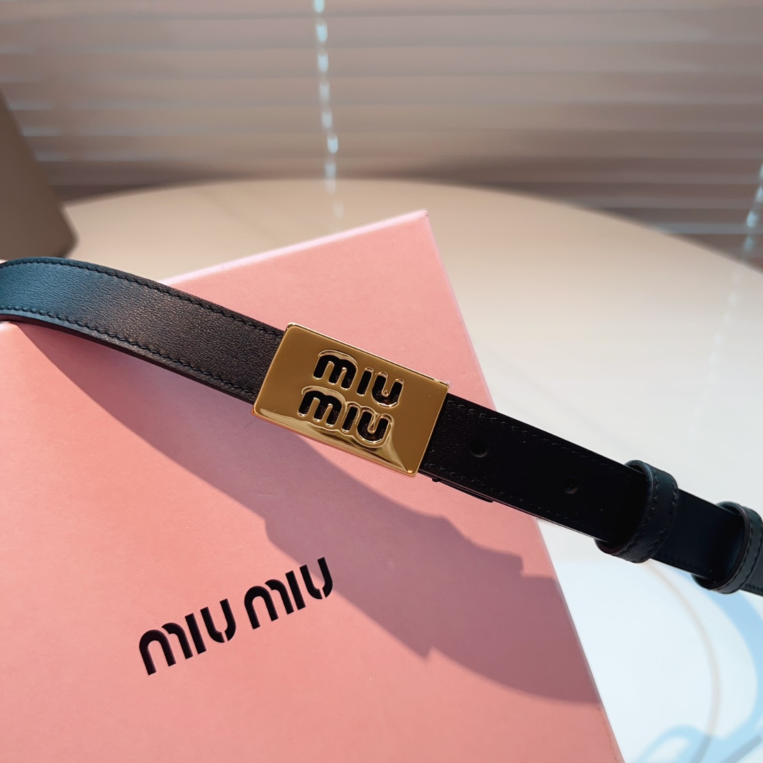 Stylish Leather Belt Enhancing Taste with Unique Logos and Texture Effects - 图片 7