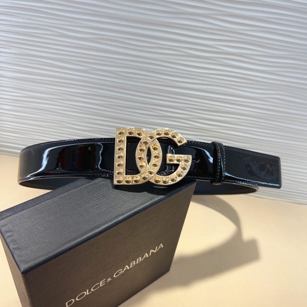 杜嘉班纳新款涂层织物腰带整体点缀别具一格的提花工艺Dolce&Gabbana徽标4.0Cm漆皮