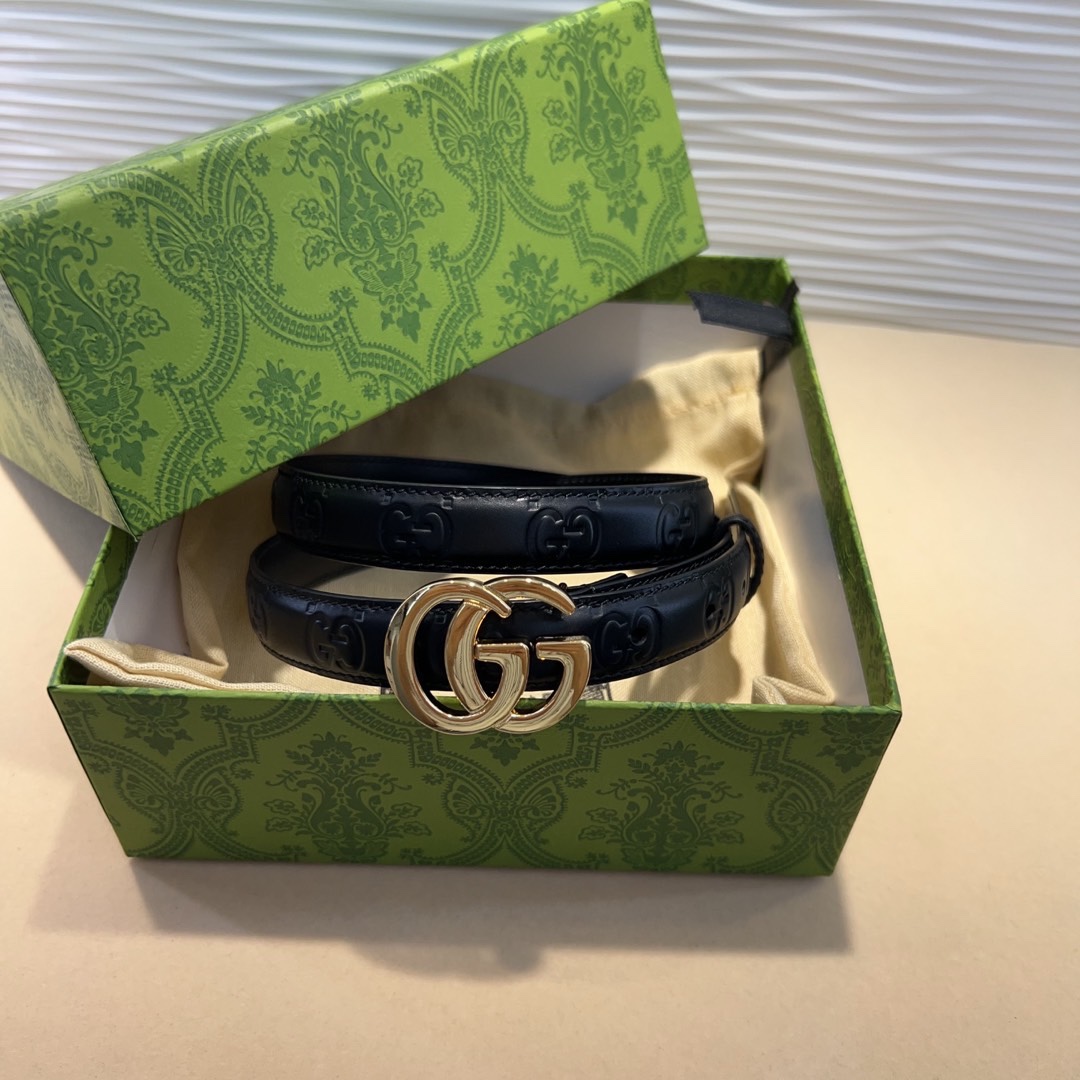 NO:140022,Original list The most representative pattern of the brand is depicted in the latest series as a timeless and evolving symbol. The iconic gold and silver tones Double G is defined by its distinctive touch, 2.0Cm (embossed) 75-100 UE top belt, belt19860909原单 品牌最具代表性的图案在最新系列中被描绘成永恒而不断演变的符号.标志性的金色、银色调Double G以其鲜明的触感定义了、2.0Cm（压花）75一100欧顶级皮带,皮带,Belt