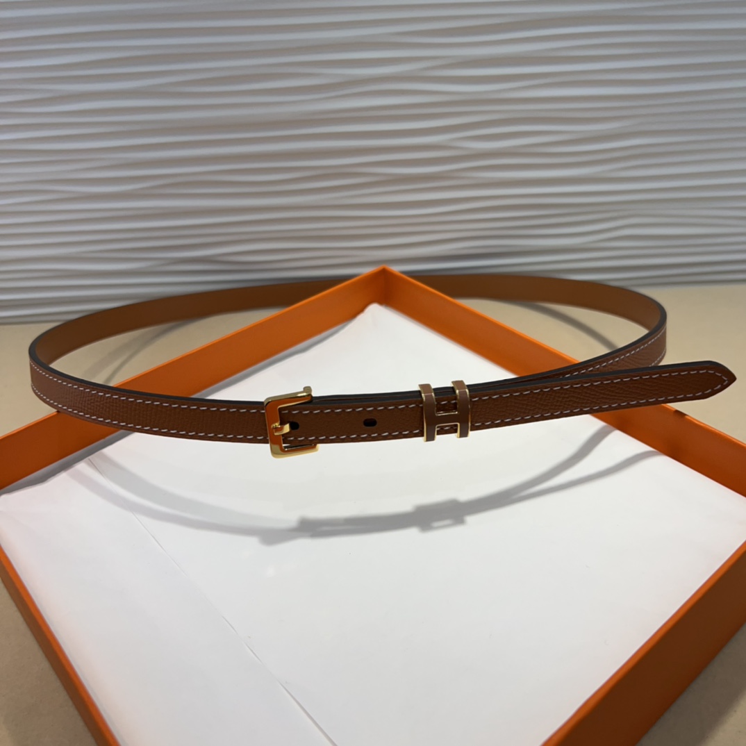 爱马仕(Hermès)女士腰带 小牛皮 镀钯搭扣 1.5cm宽 牛皮女式细款皮带 腰带 裙带