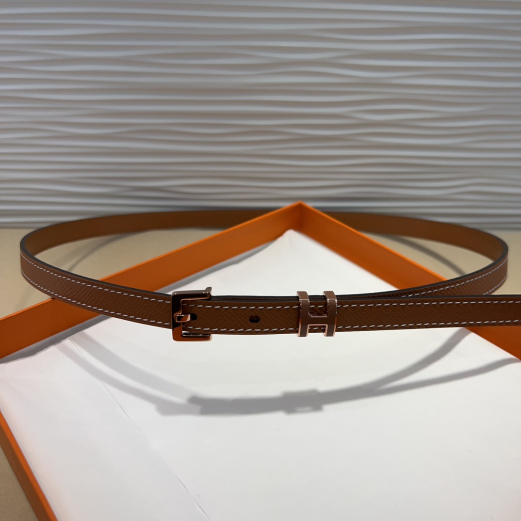 爱马仕(Hermès)女士腰带 小牛皮 镀钯搭扣 1.5cm宽 牛皮女式细款皮带 腰带 裙带
