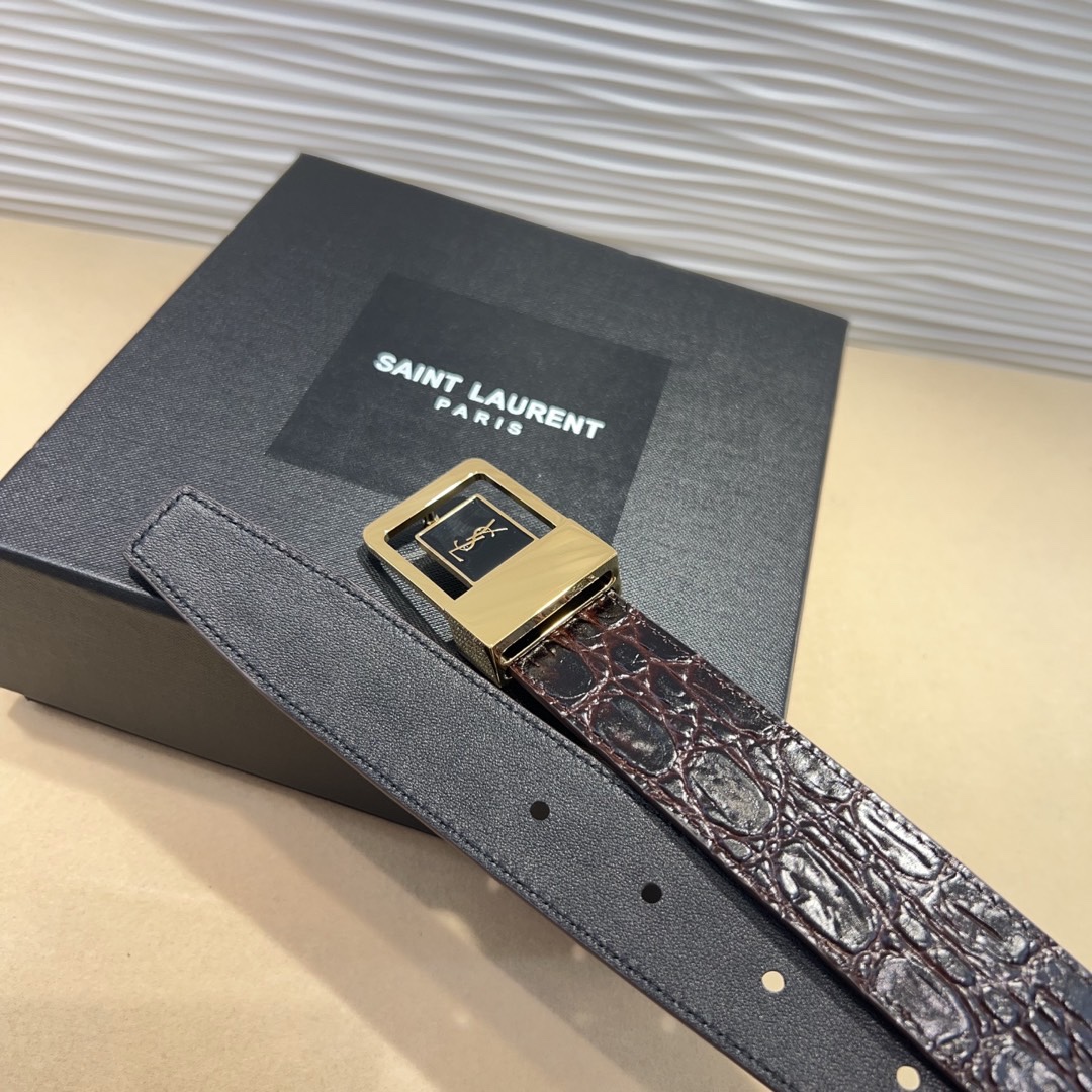 Luxury Italian Leather Belts by Ms. St. Roland for Spring Show - 图片 2