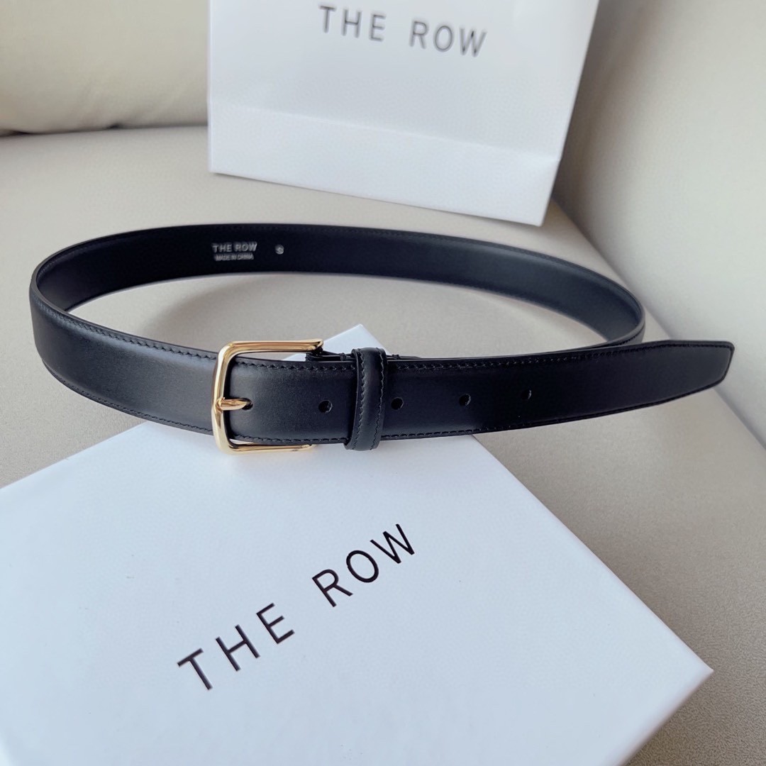 THE ROW该品牌的设计灵感源自他们对波西米亚风格