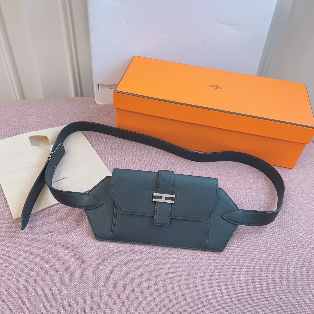  全新爱马仕 Hermes Elan Pocket 24 belt 秋冬新款小腰包，Swift小牛皮腰带