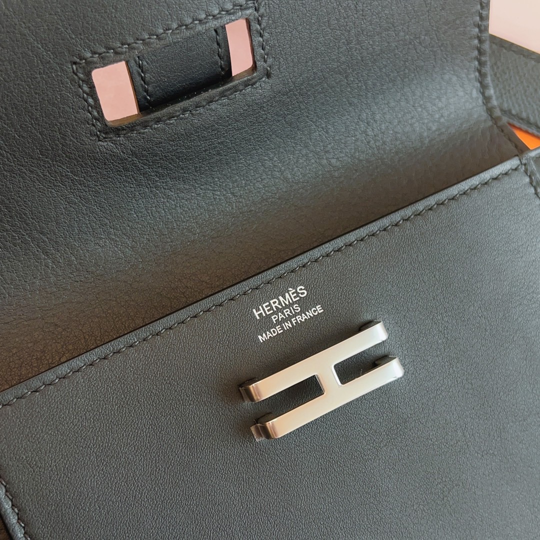  全新爱马仕 Hermes Elan Pocket 24 belt 秋冬新款小腰包，Swift小牛皮腰带