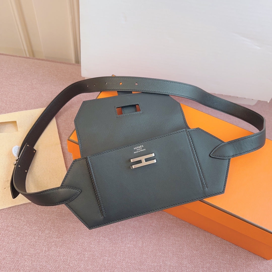  全新爱马仕 Hermes Elan Pocket 24 belt 秋冬新款小腰包，Swift小牛皮腰带