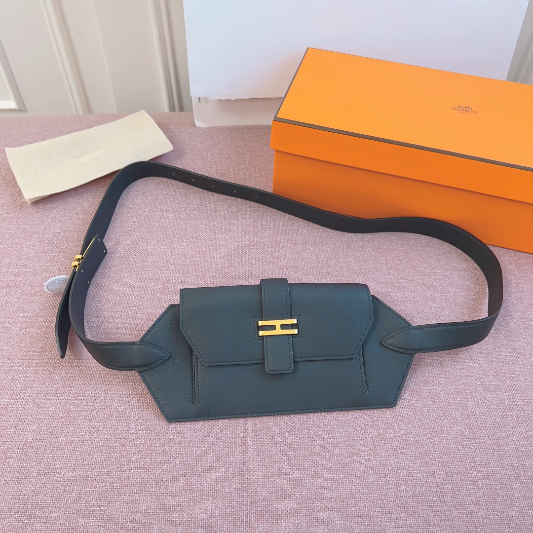  全新爱马仕 Hermes Elan Pocket 24 belt 秋冬新款小腰包，Swift小牛皮腰带