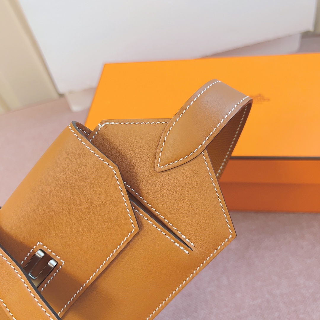  全新爱马仕 Hermes Elan Pocket 24 belt 秋冬新款小腰包，Swift小牛皮腰带