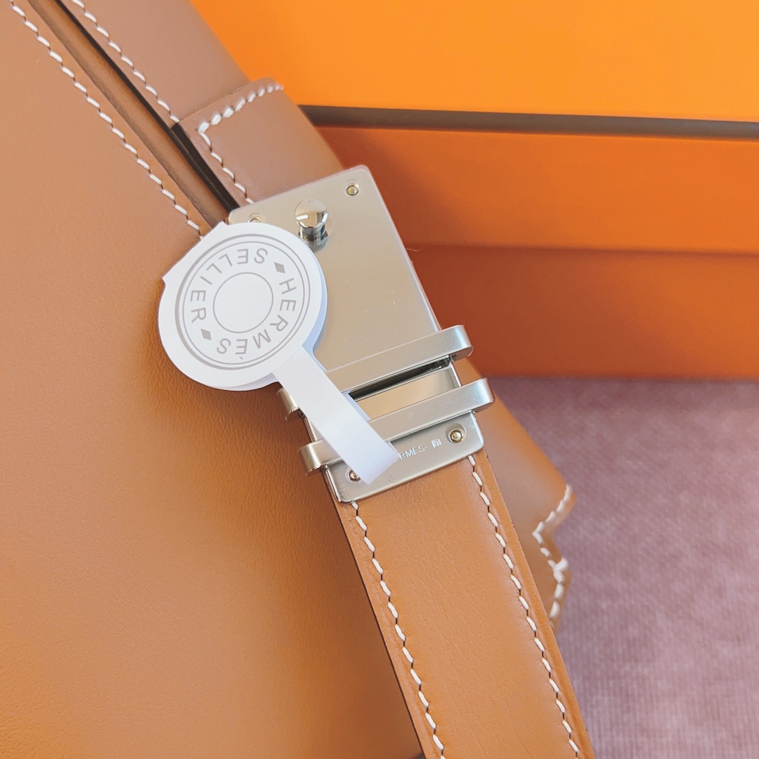  全新爱马仕 Hermes Elan Pocket 24 belt 秋冬新款小腰包，Swift小牛皮腰带