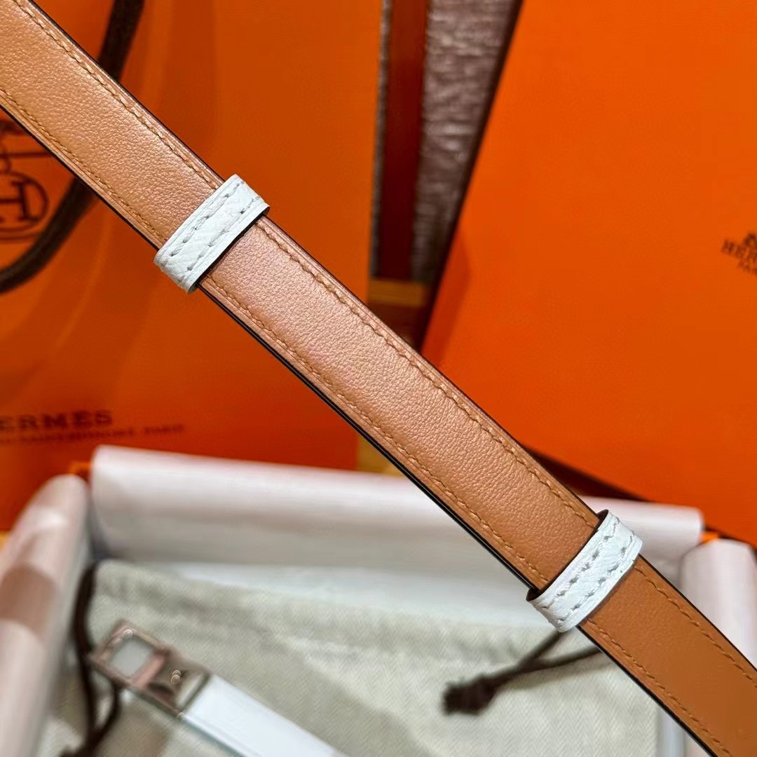 Hermès Kelly Epsom Leather Belt with Gold-Plated Buckle, Adjustable 6 i1746632411 2757 5