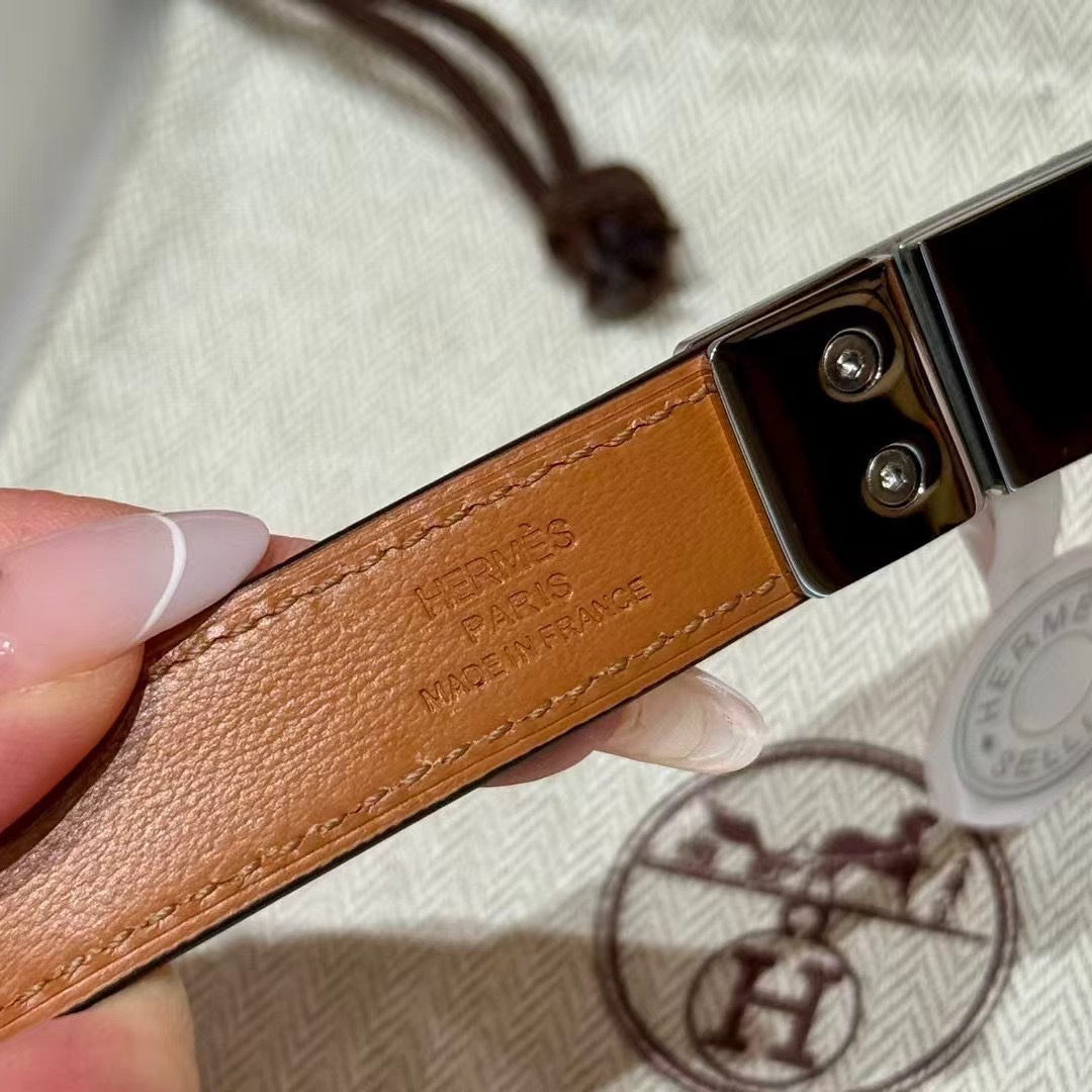 Hermès Kelly/CDC Women's Belt: Adjustable Epsom Leather with Gold-Plated Buckle 10 i1746632472 1710 6