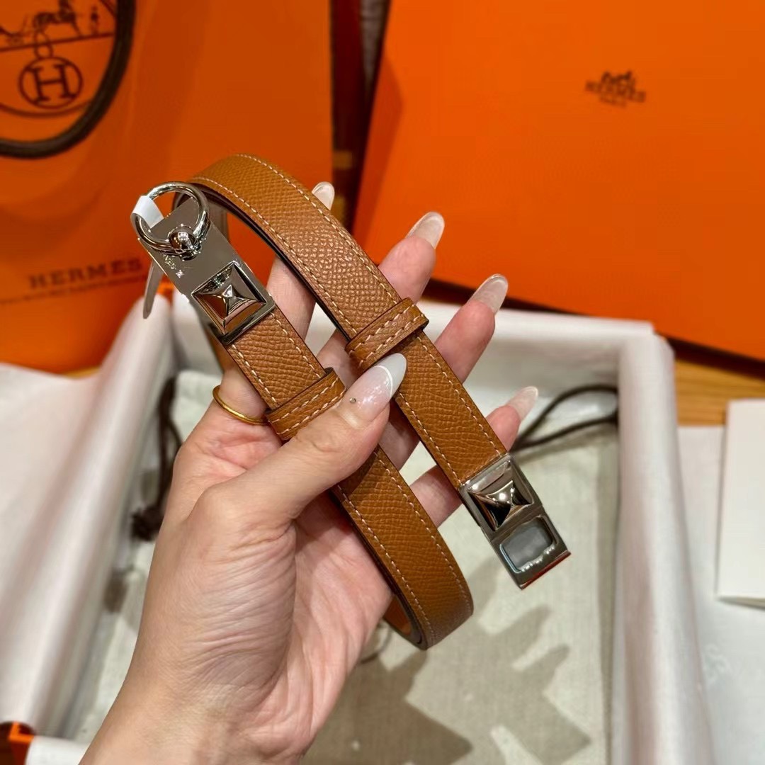 Hermès Kelly/CDC Women's Belt: Adjustable Epsom Leather with Gold-Plated Buckle 2 i1746632472 4226 8