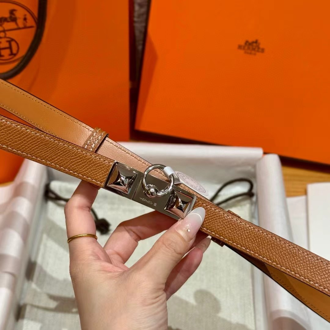 Hermès Kelly/CDC Women's Belt: Adjustable Epsom Leather with Gold-Plated Buckle 6 i1746632472 8798 7