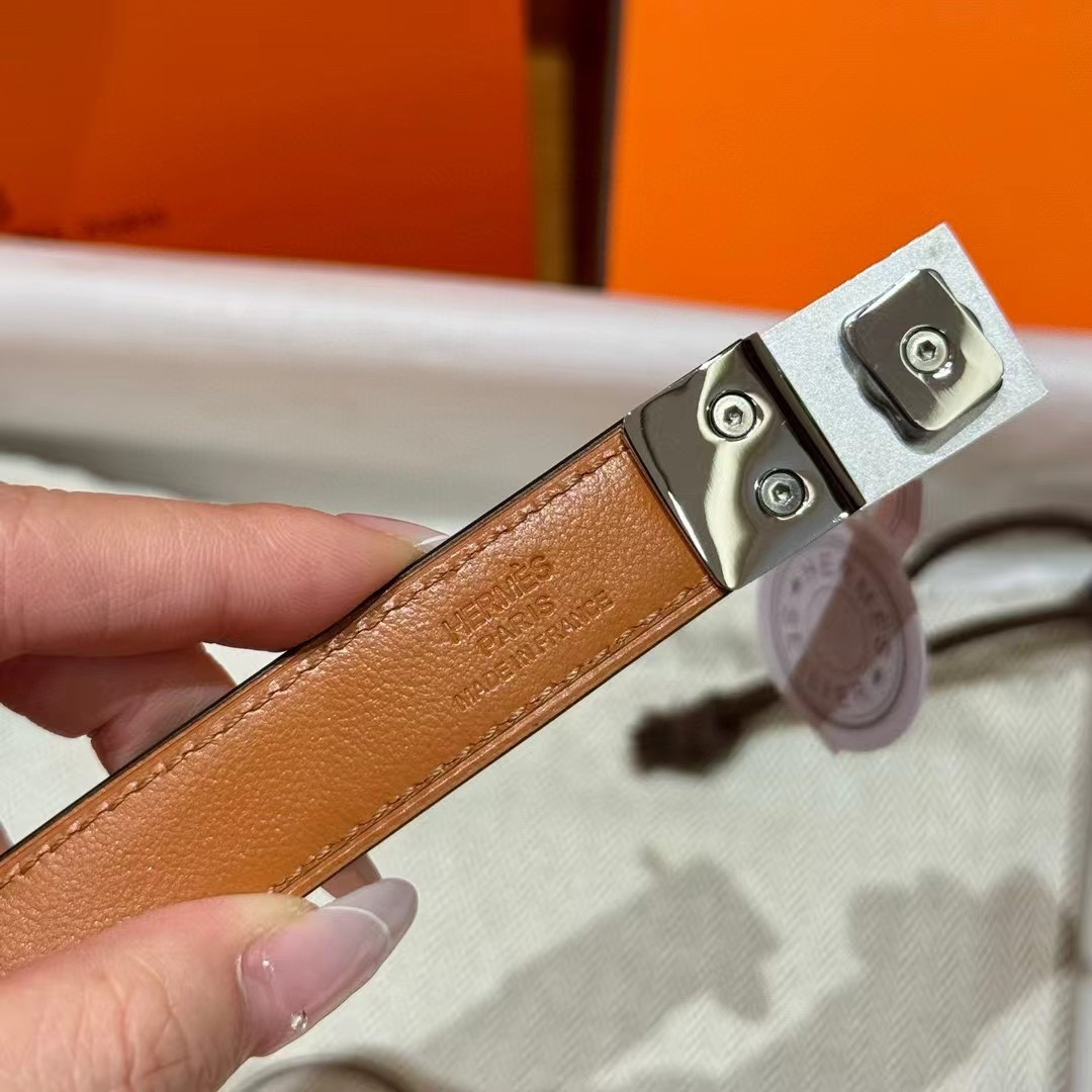 Hermès Women's Kelly Buckle Epsom Leather Belt, Adjustable 60-100cm 6 i1746632566 1425 8