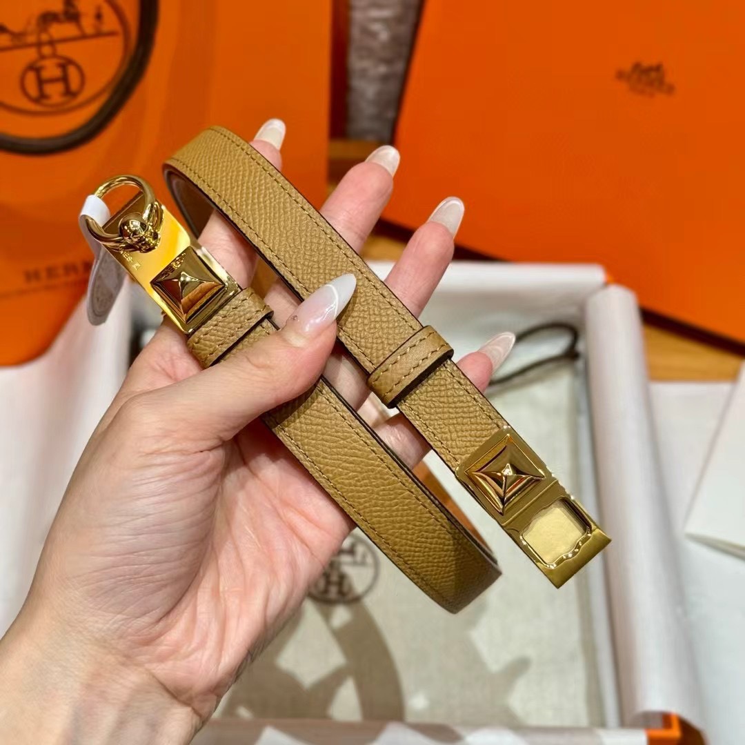 Hermès Kelly CDC Belt - Epsom Leather, Gold Hardware, Adjustable Fit 2 i1746632591 9649 6