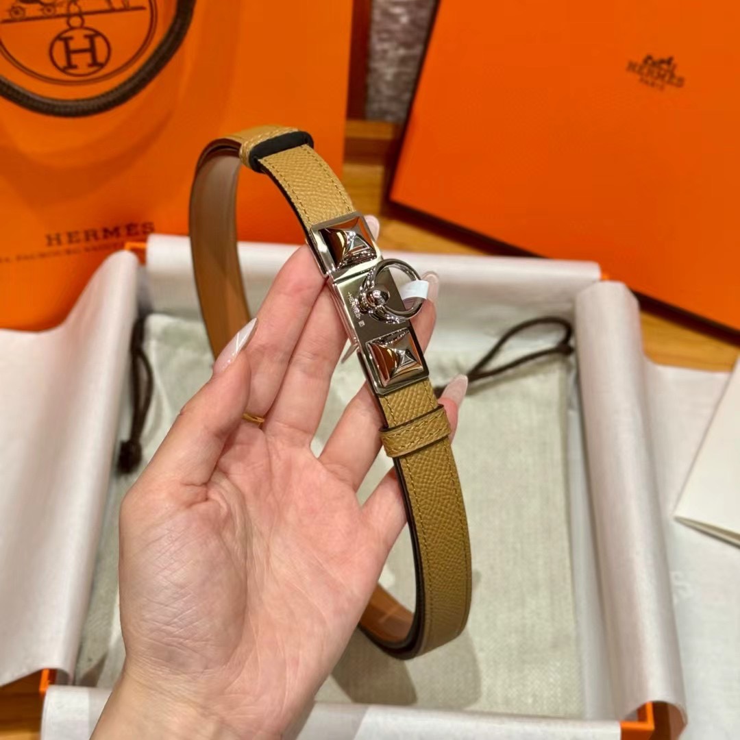 Hermès Kelly Belt: Adjustable Epsom Leather with Gold-Plated Buckle 3 i1746632607 6749 0
