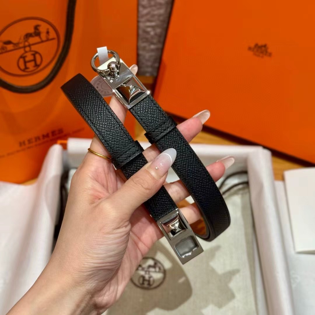 Hermès Women's Kelly CDC Belt - Adjustable Epsom Leather with Gold Hardware 8 i1746632655 8180 1