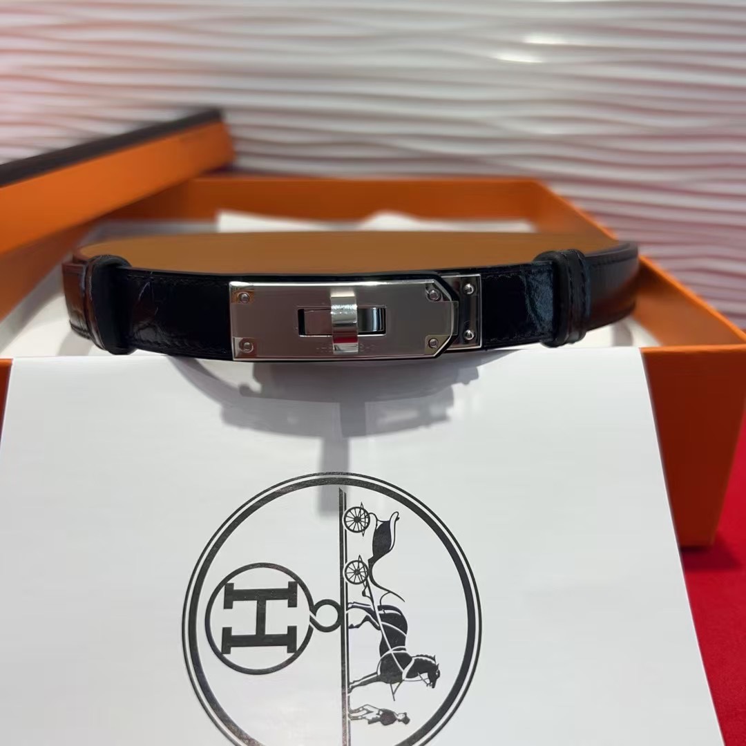 Hermès Kelly 1.8cm Alligator Leather Belt with Gold Buckle