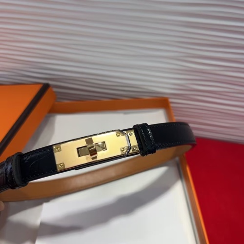 Kelly Crocodile Pattern Leather Belt with Gold Buckle, Adjustable Design 1 Kelly Crocodile Pattern Leather Belt with Gold Buckle, Adjustable Design