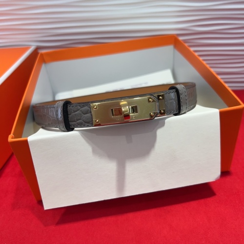 Kelly Epsom Leather Belt with Gold Buckle, Adjustable Crocodile Pattern 1 Kelly Epsom Leather Belt with Gold Buckle, Adjustable Crocodile Pattern