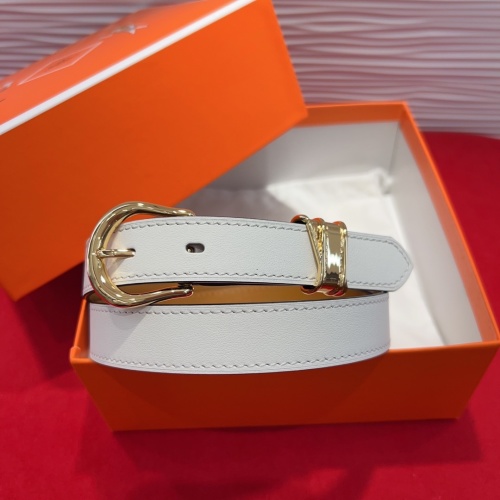 Hermes White Leather Belt with Gold Buckle, 2.4cm Width, Stylish and Versatile 1 Hermes White Leather Belt with Gold Buckle, 2.4cm Width, Stylish and Versatile
