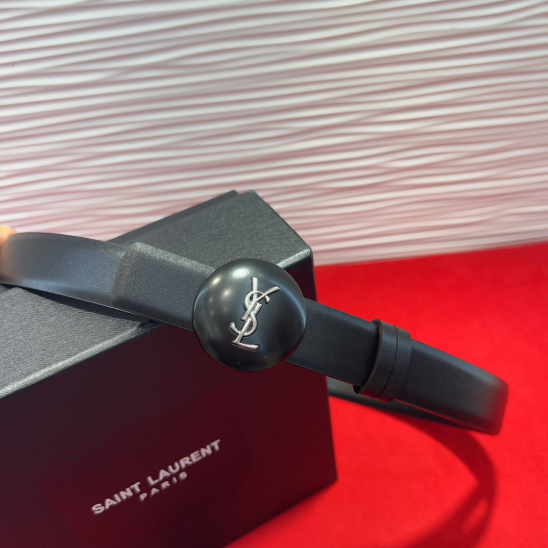  开春秀款Saint Laurent 圣罗兰女士腰带皮带 原厂真金电渡扣头，意大利原厂皮，2.5Cm双面