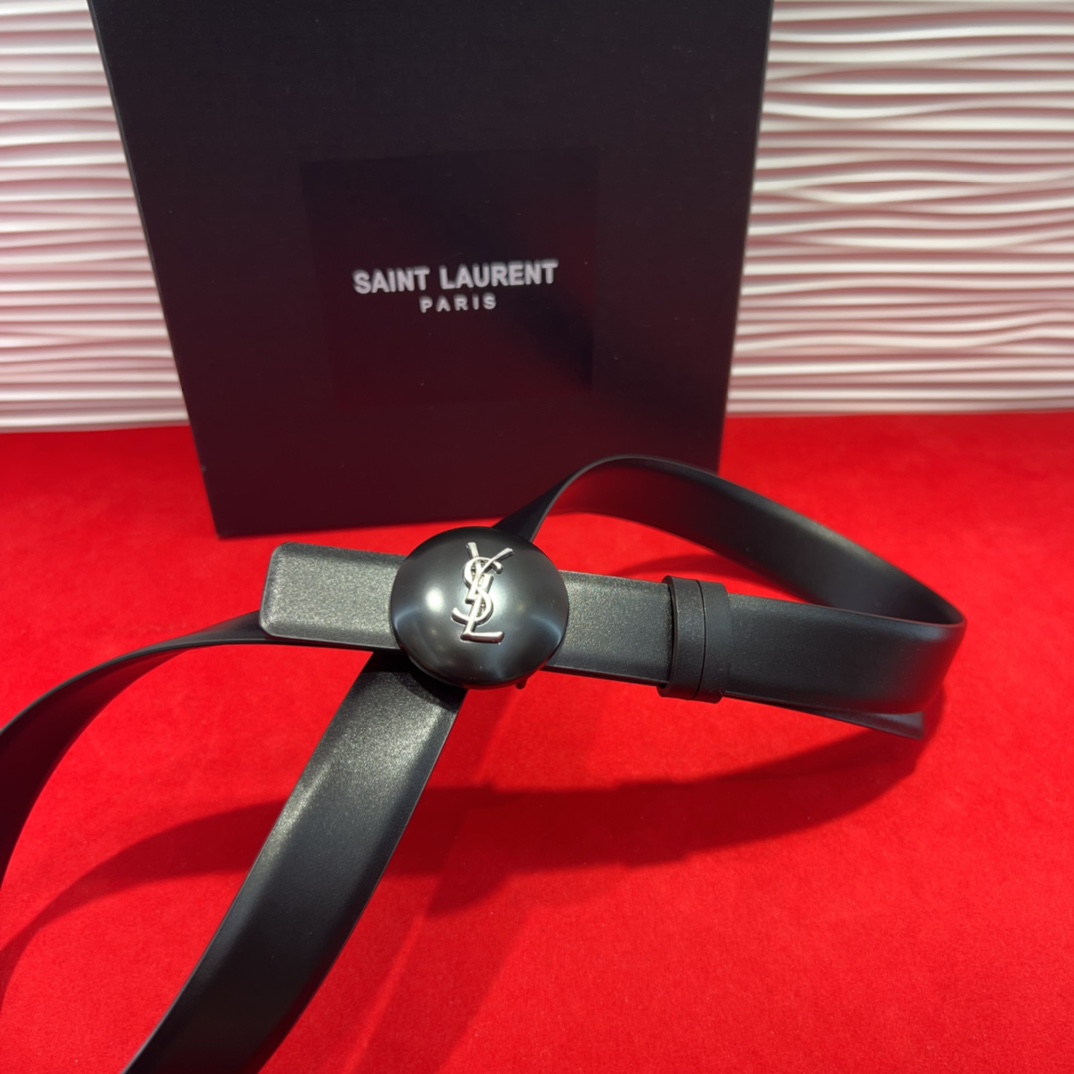  开春秀款Saint Laurent 圣罗兰女士腰带皮带 原厂真金电渡扣头，意大利原厂皮，2.5Cm双面