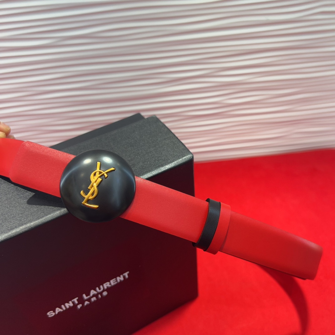  开春秀款Saint Laurent 圣罗兰女士腰带皮带 原厂真金电渡扣头，意大利原厂皮，2.5Cm双面