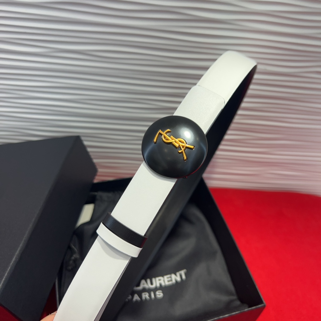  开春秀款Saint Laurent 圣罗兰女士腰带皮带 原厂真金电渡扣头，意大利原厂皮，2.5Cm双面