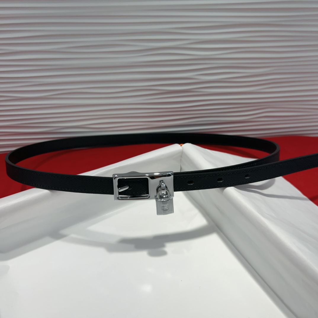 官方同步 原版开模五金 进口Epsom意大利原厂牛皮 搭配裙子 外套 腰带-Chinese UA Cheap High Quatity Brand Clothes Bags handbags Sneakers wholesale wholesaler seller from China Factory suppliers Fashion Clothing Shoes best Quality Beautiful Price 官方同步 原版开模五金 进口Epsom意大利原厂牛皮 搭配裙子 外套 腰带