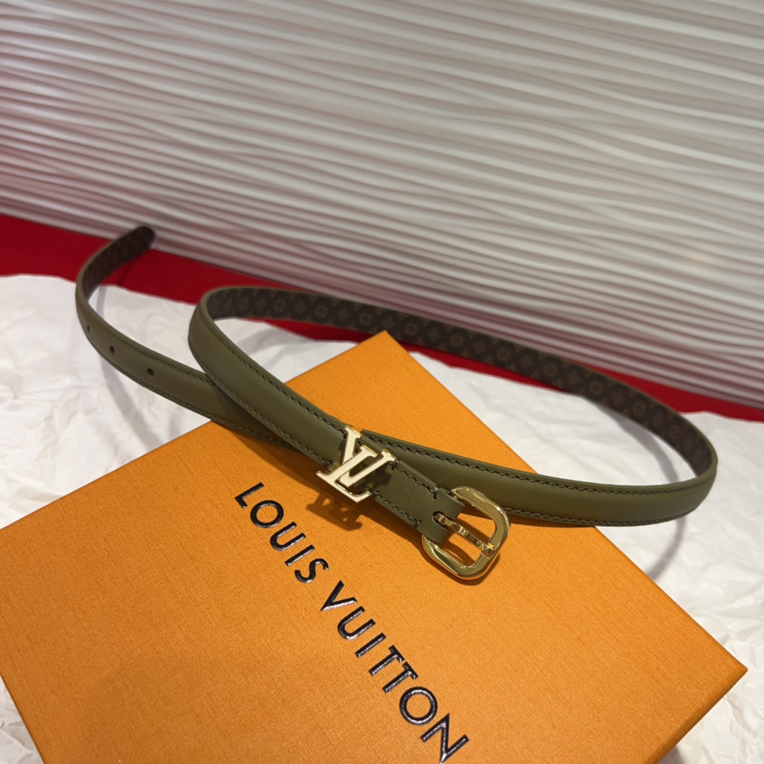 驴家 *｜女士妖带 上新啦～适合各种穿搭黑色：百搭之王 冷色暖色都能驾驭米色：春夏必备 清新又百搭扣头设