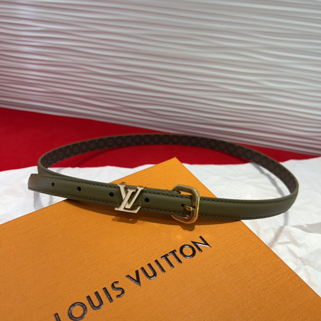 驴家 *｜女士妖带 上新啦～适合各种穿搭黑色：百搭之王 冷色暖色都能驾驭米色：春夏必备 清新又百搭扣头设