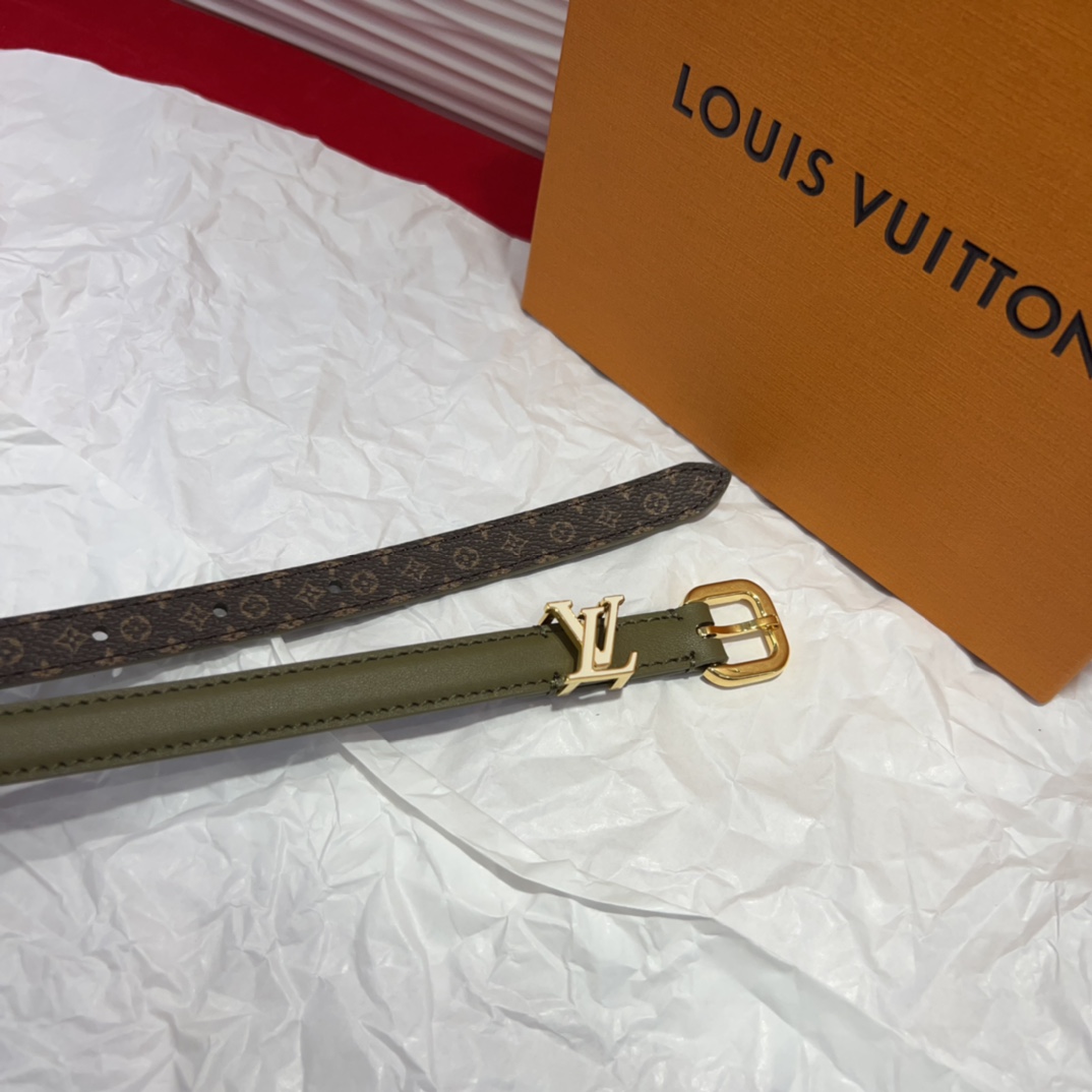 驴家 *｜女士妖带 上新啦～适合各种穿搭黑色：百搭之王 冷色暖色都能驾驭米色：春夏必备 清新又百搭扣头设