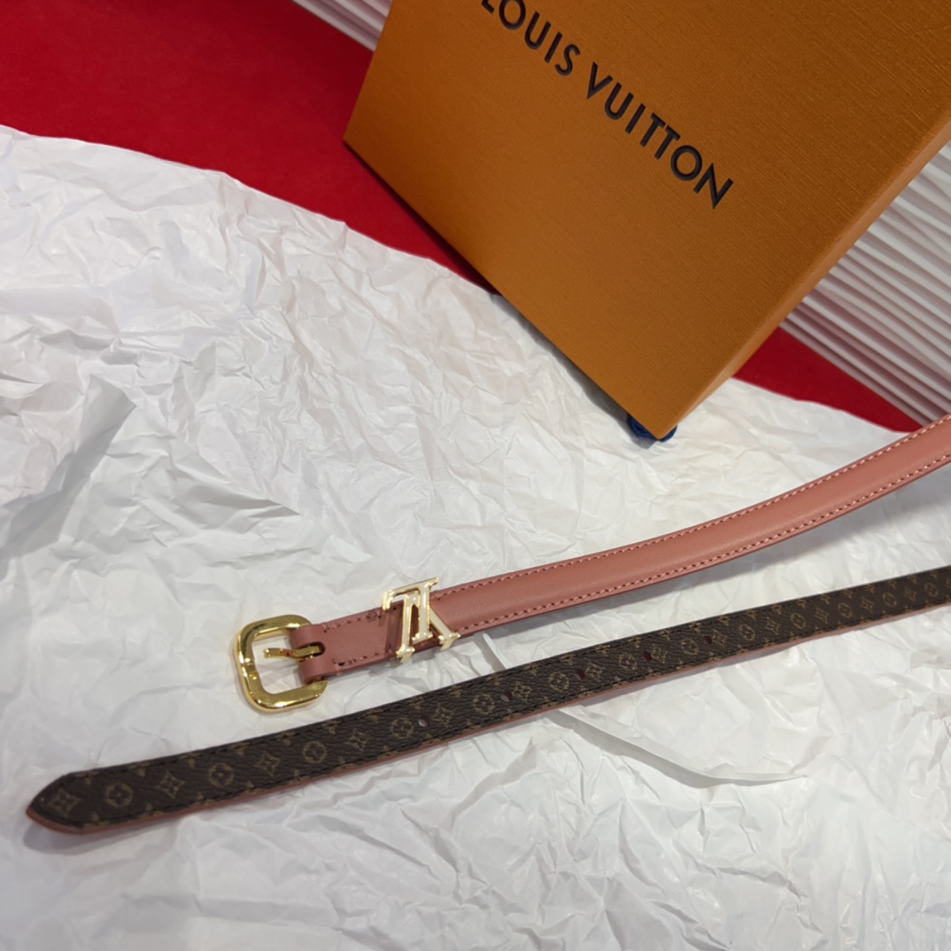 驴家 *｜女士妖带 上新啦～适合各种穿搭黑色：百搭之王 冷色暖色都能驾驭米色：春夏必备 清新又百搭扣头设